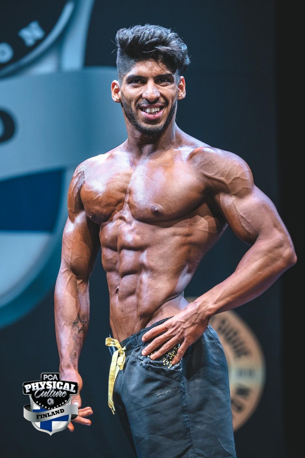 Ali Alsudani on stage
